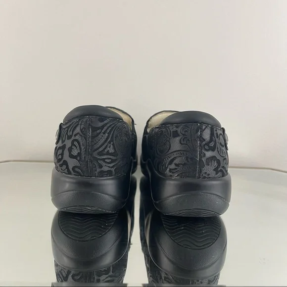 ALEGRIA Black Leather Floral Paisley Embossed Keli Professional Slip On Loafers - Picture 6 of 12